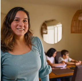 35 years old wo 69cf492faeea3